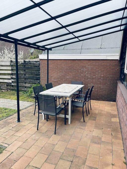 Leuke Bungalow In Noord-Holland Opmeer Exteriör bild